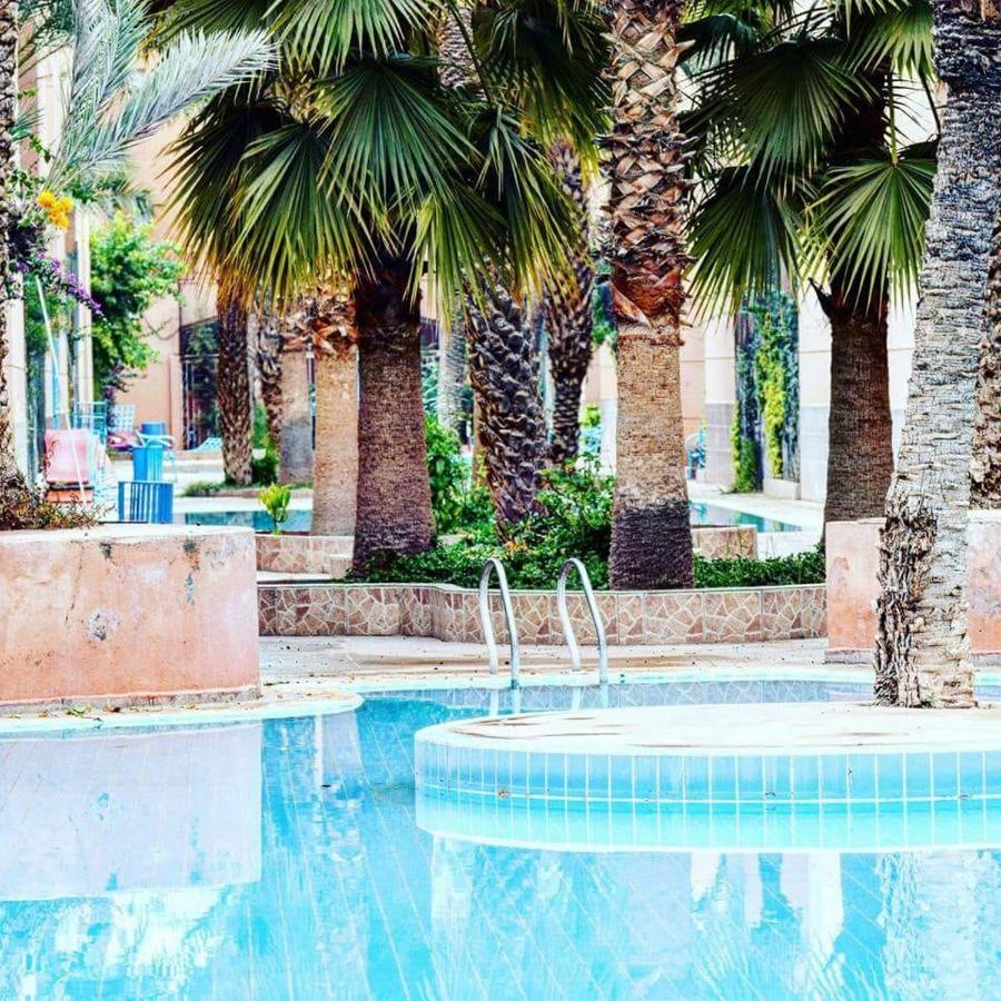 Riad Palmier Fleuri マラケシュ エクステリア 写真