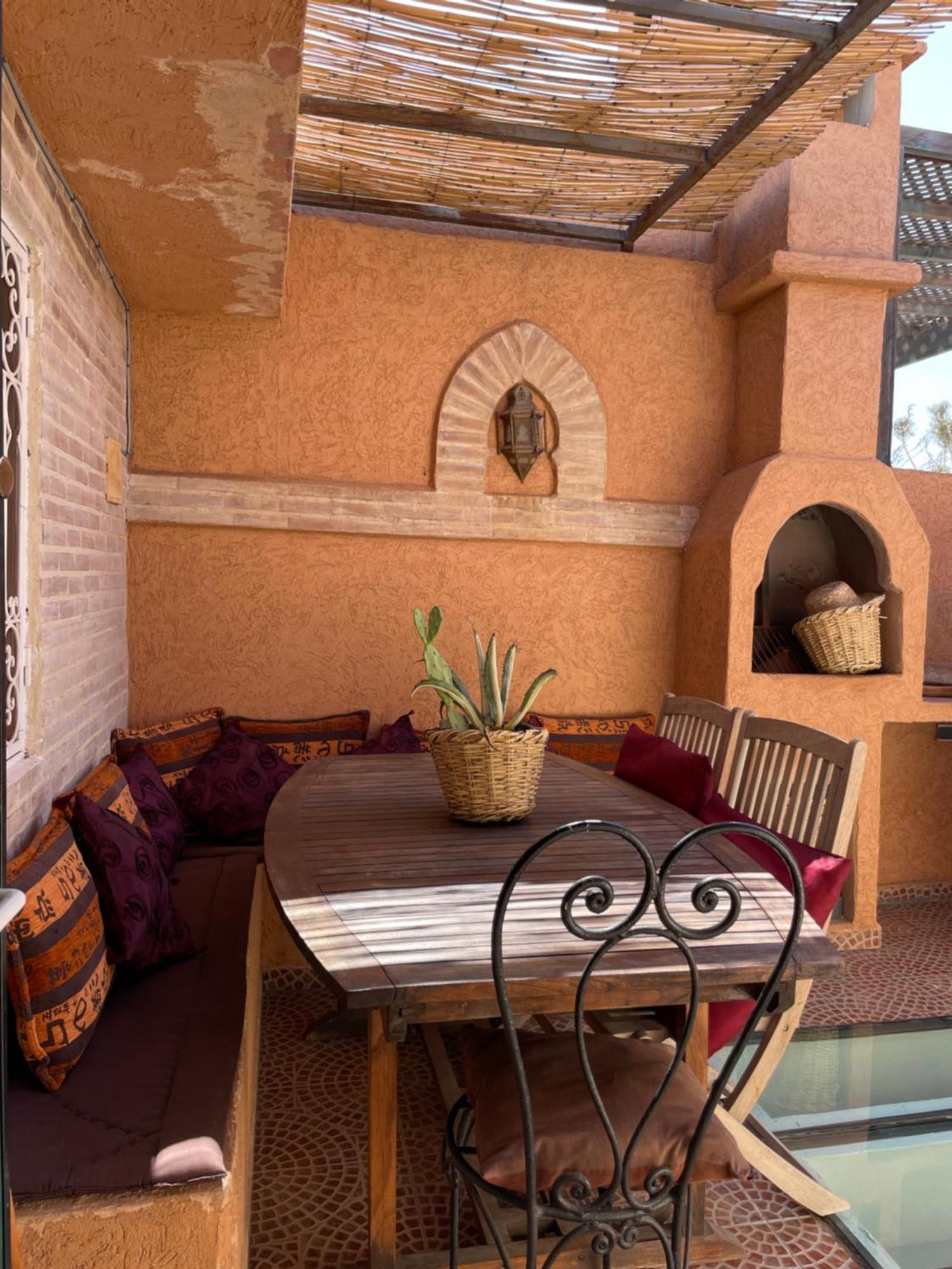 Riad Palmier Fleuri マラケシュ エクステリア 写真