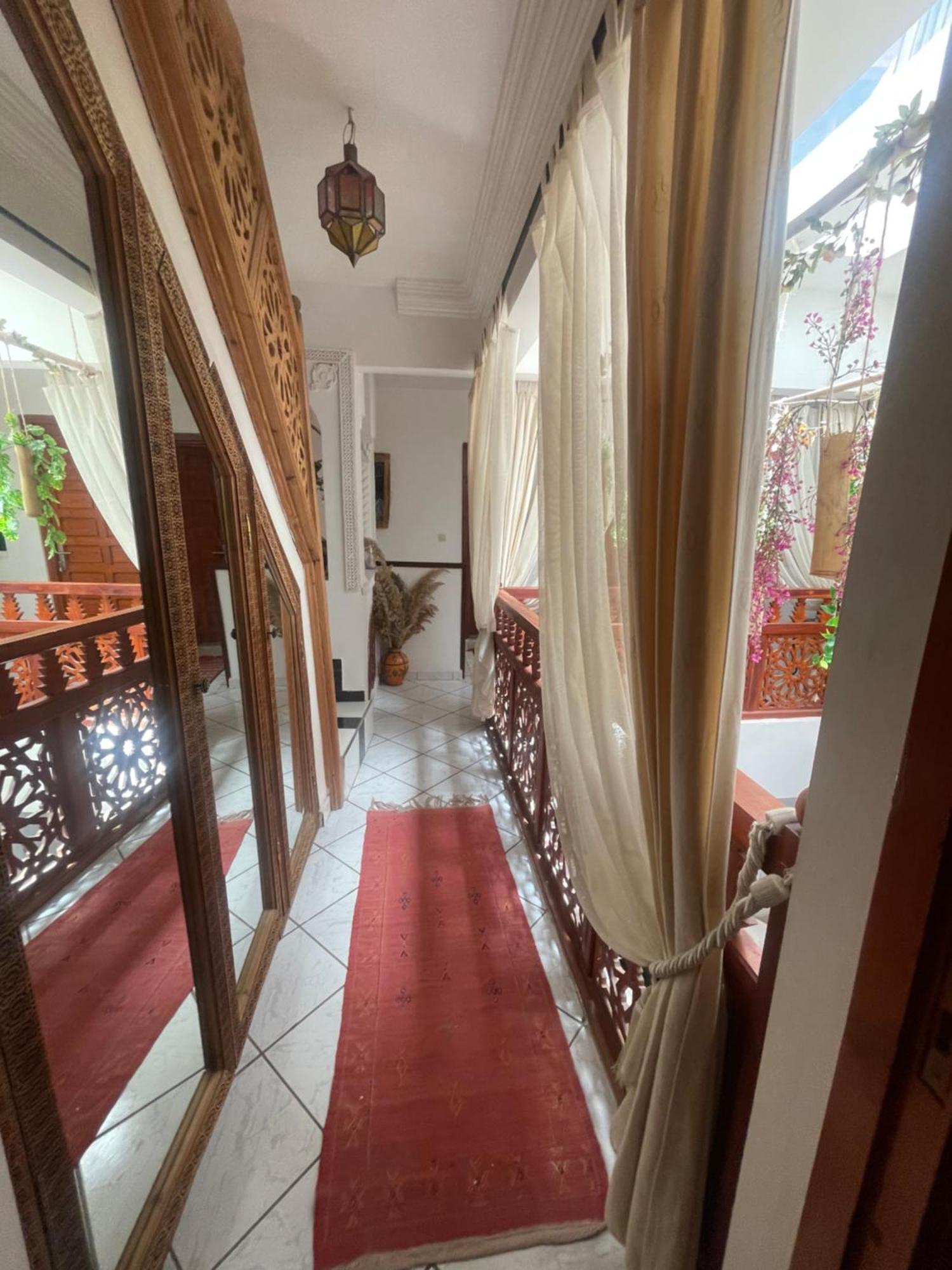 Riad Palmier Fleuri マラケシュ エクステリア 写真