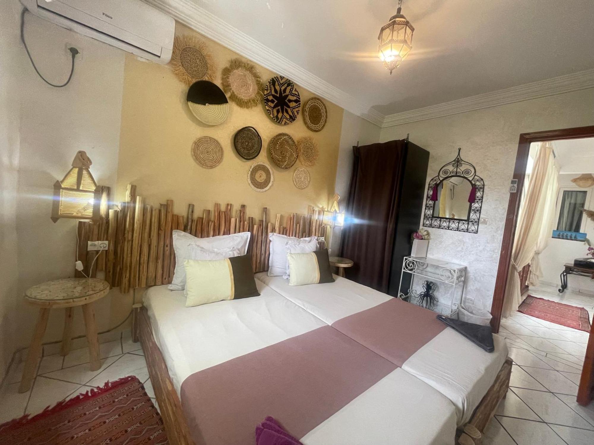 Riad Palmier Fleuri マラケシュ エクステリア 写真
