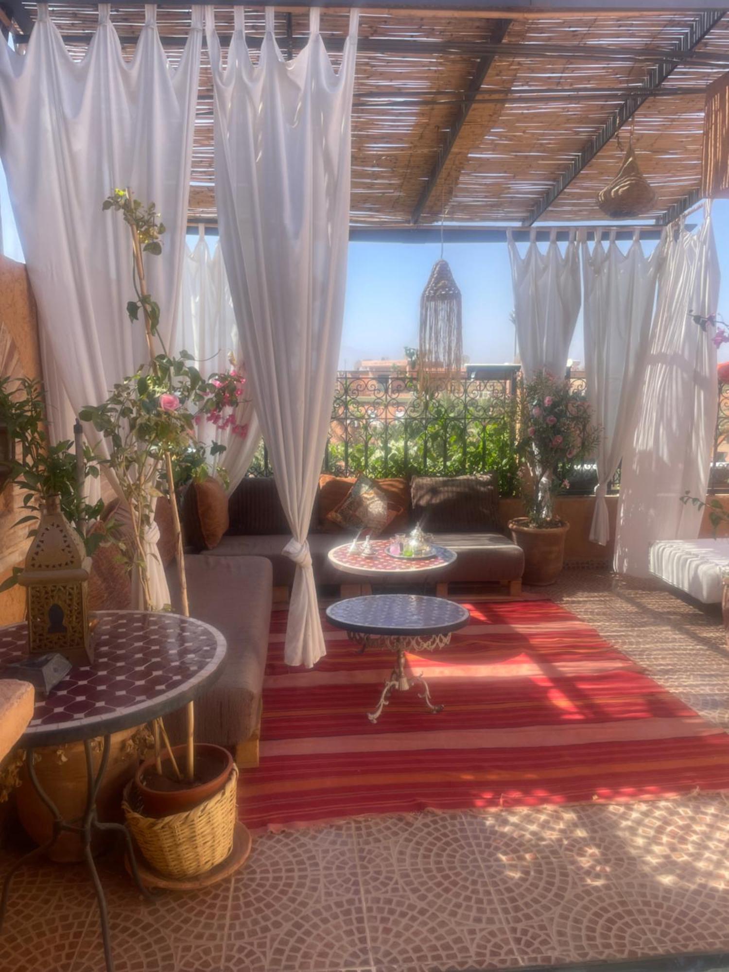Riad Palmier Fleuri マラケシュ エクステリア 写真