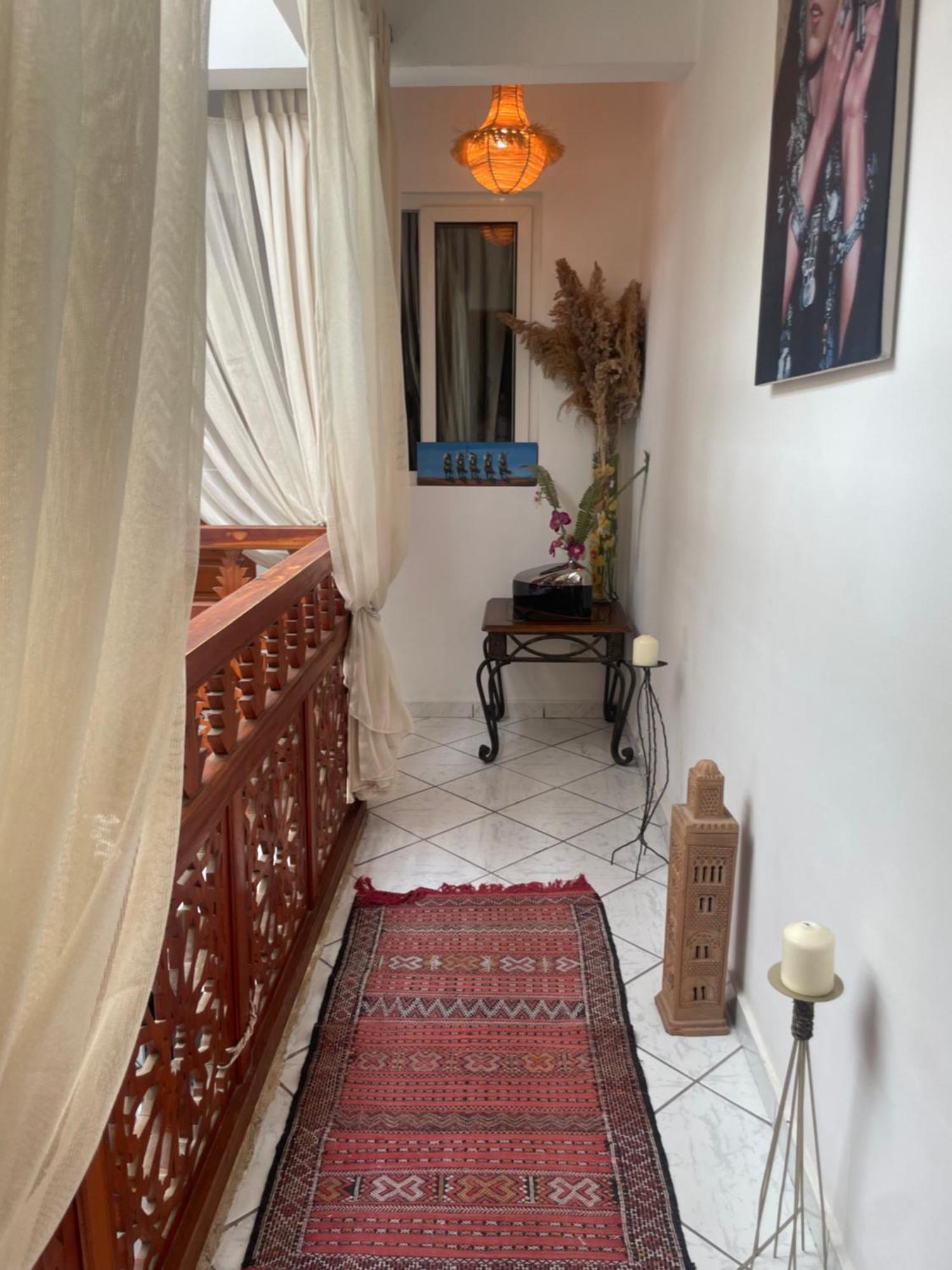 Riad Palmier Fleuri マラケシュ エクステリア 写真